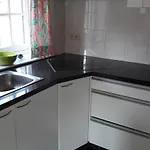Descamps Apartment *