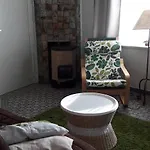 Descamps Apartment *