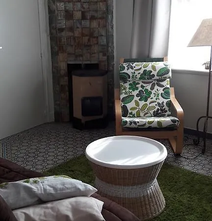 Descamps Apartment *